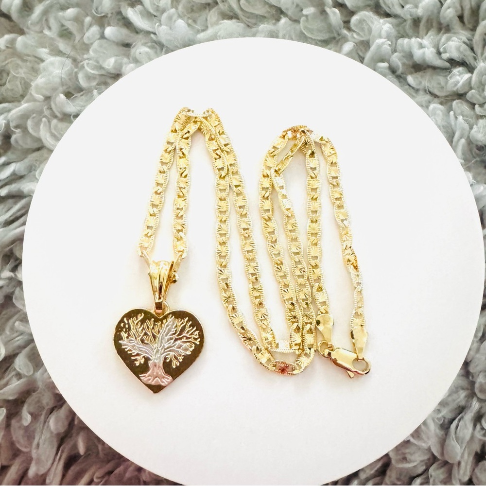 New 14K Gold Plated Tree of Life heart Pendant with 20” Necklace